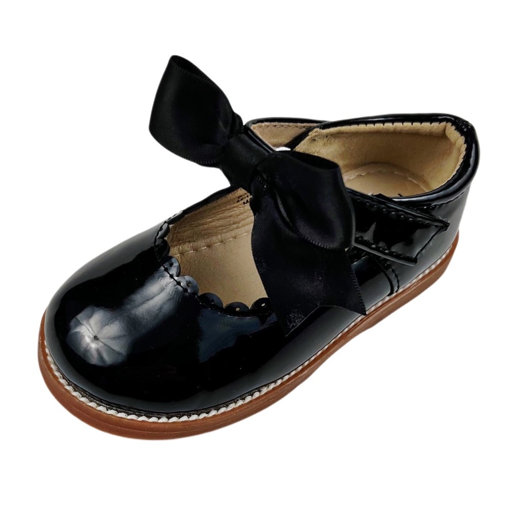 Felix and Flora Black Patent Leather Mary Janes Size 6